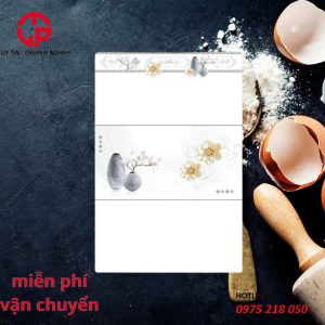 105k-Gach-op-tuong-30x60-PAK-QH3280