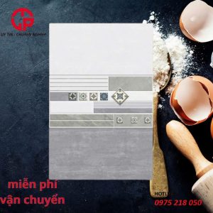 99k-Gach-op-tuong-nha-ve-sinh-nham-30x60-PAK-KM370